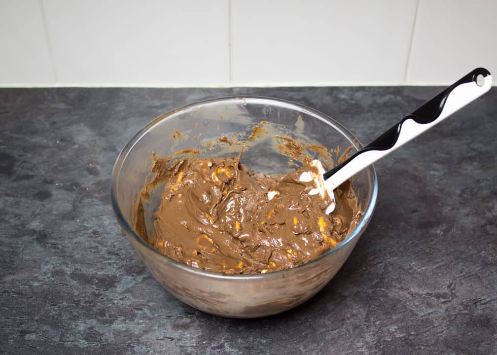 Nutella Pretzel Fudge | 4 Ingredient | No Bake | Homemade | Chocolate